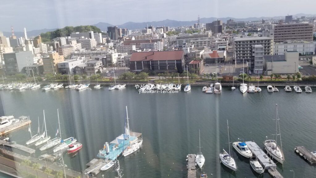 徳島グランヴィリオホテルの客室からの景色