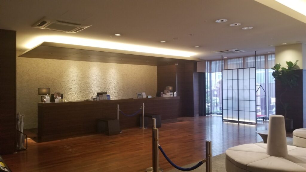 ホテルマイステイズ京都四条のフロント