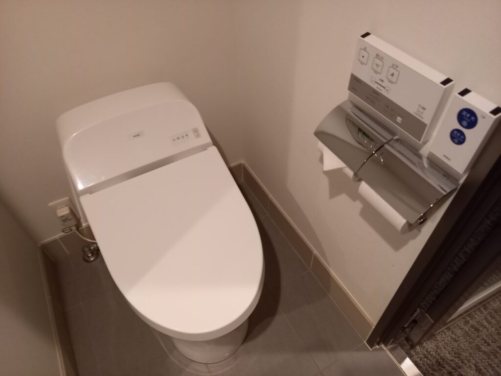 アーバンホテル京都四条プレミアムの客室トイレ