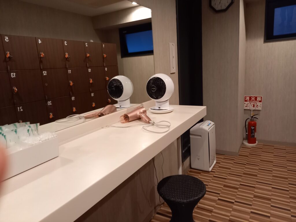 アーバンホテル京都四条プレミアムの大浴場鍵付きロッカー