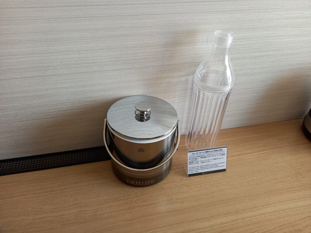 リーガロイヤルホテル京都の客室のボトル